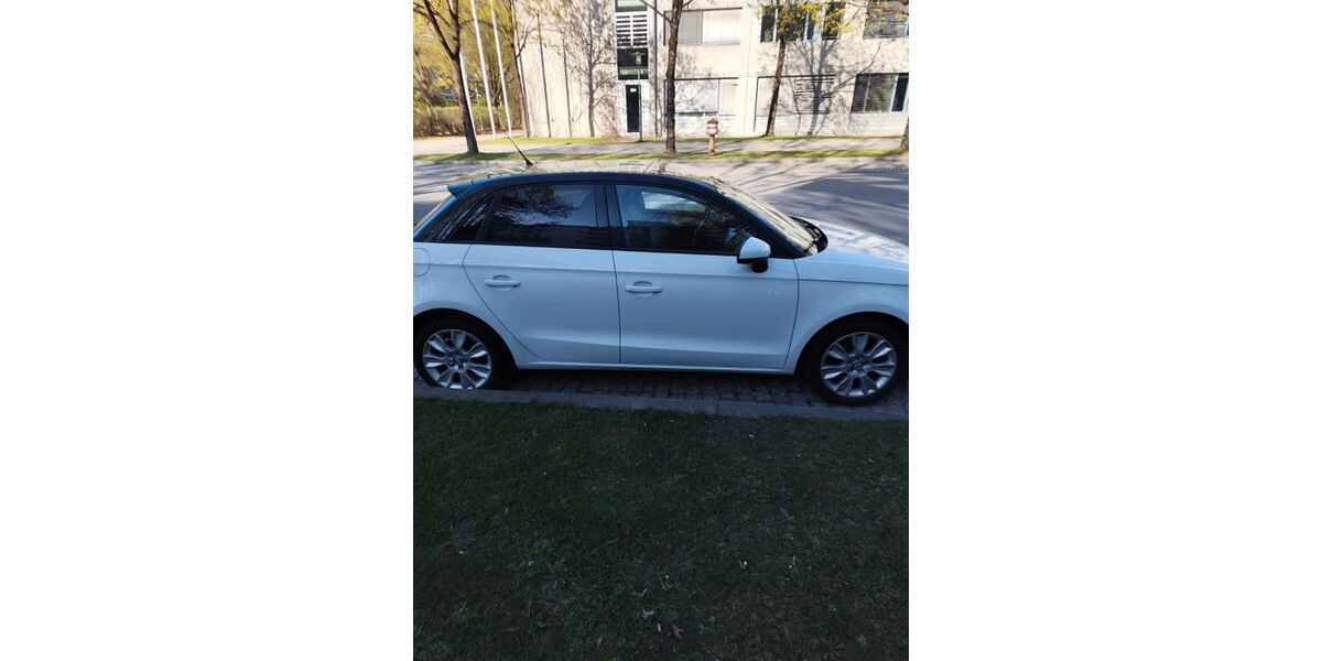Audi A1 103.296 km 7.799 &euro; München 81737
