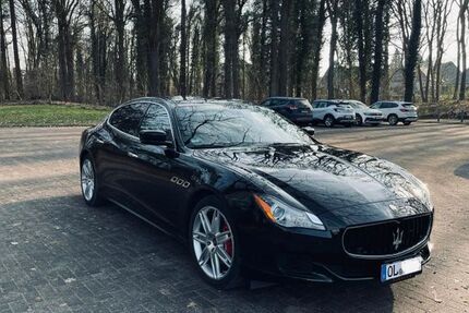 Maserati Quattroporte