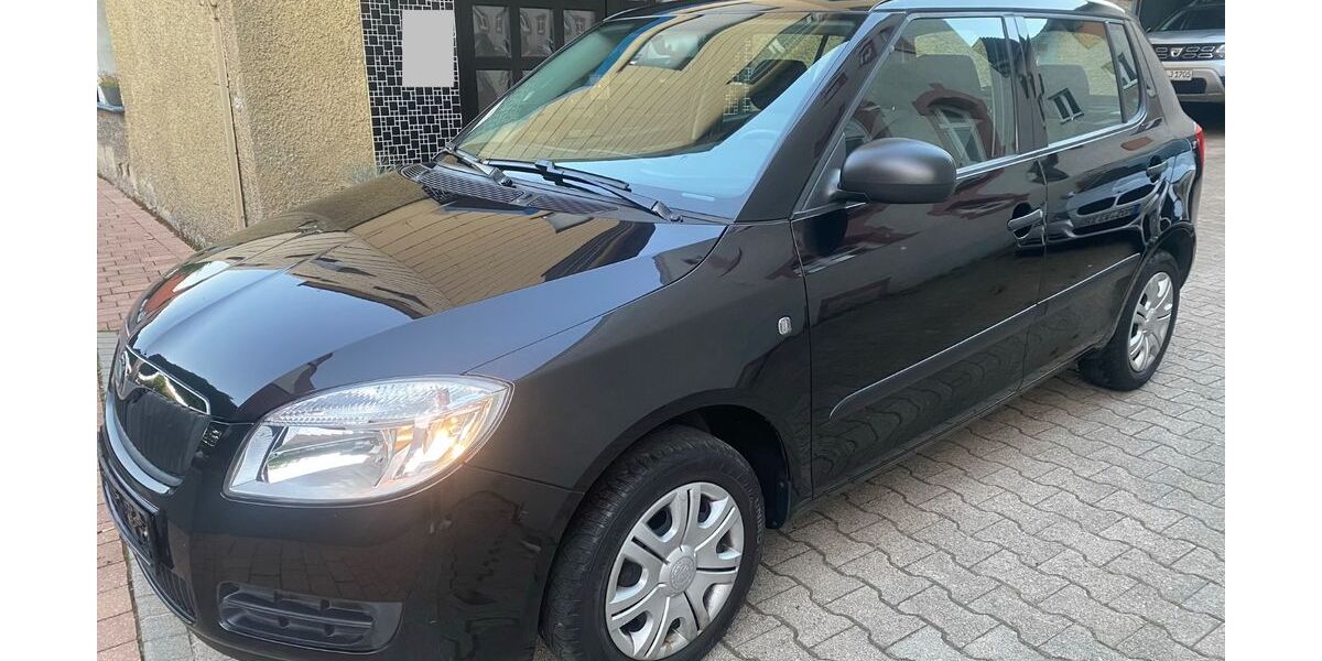 Skoda Fabia 151.511 km 2.300 &euro; Neunkirchen 74867