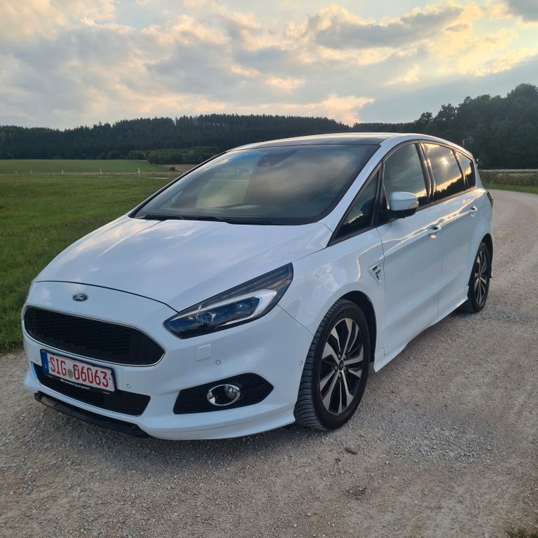 S-Max