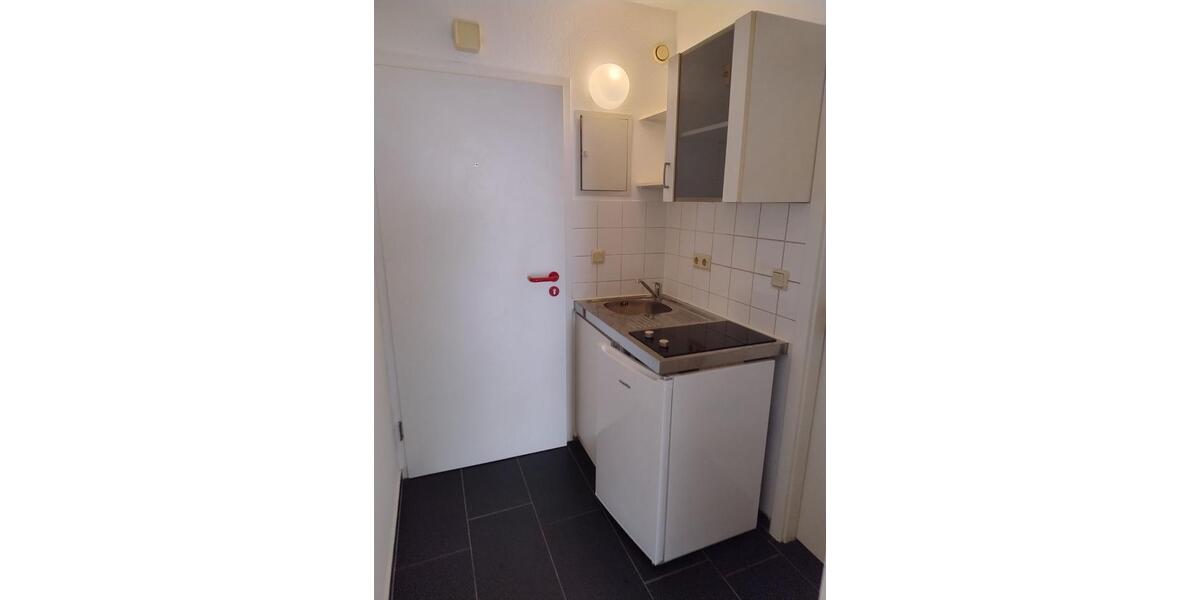 Dachgeschoßwohnung Saarbrücken Kieselhumes - 1 Zimmer, 22 m&sup2;, 75.000&euro; | Angebot:25377773