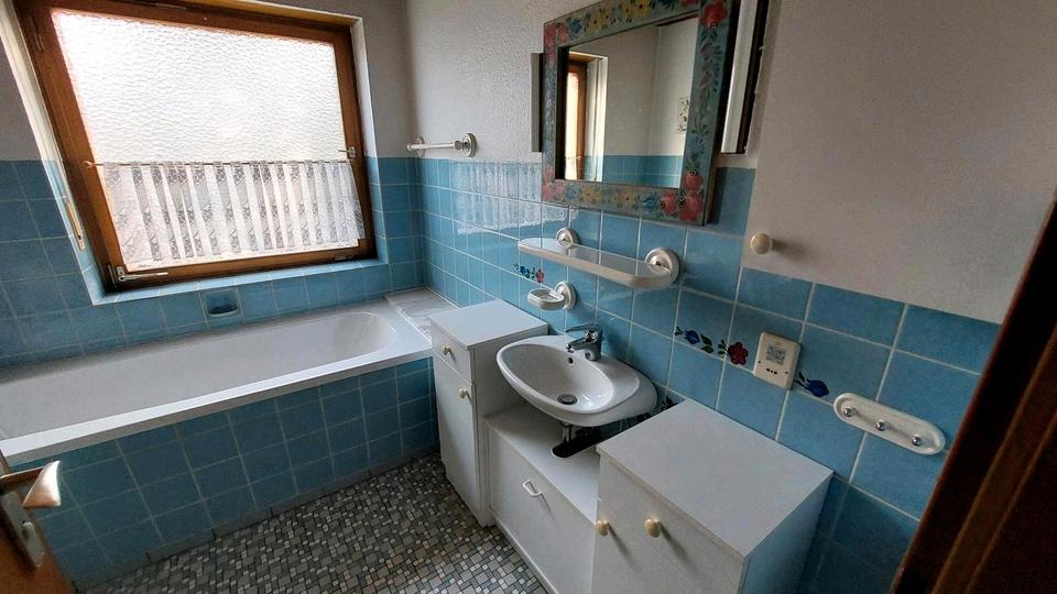 Einfamilienhaus Hammelburg - 5 Zimmer, 165 m&sup2;, 220.000&euro; | Angebot:26701884