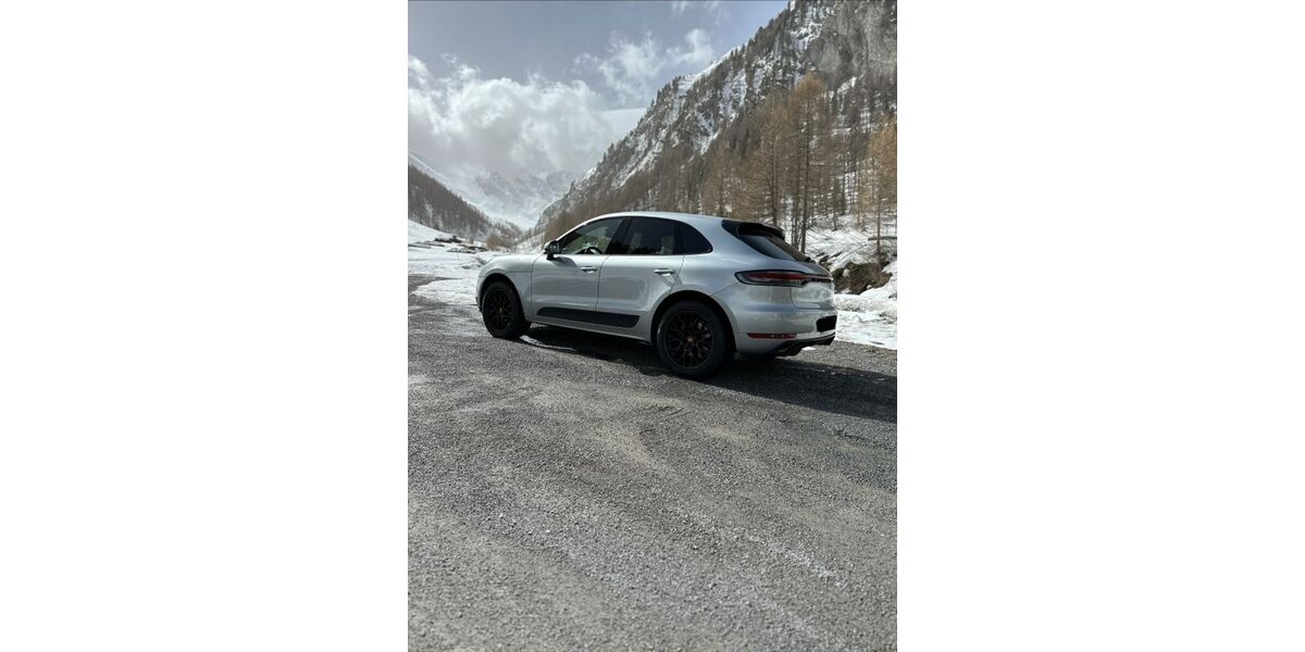 Porsche Macan 111.900 km 45.299 &euro; Kassel 34123