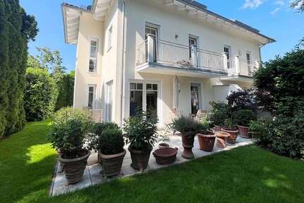 Haus Berg - 5 Zimmer, 198 m&sup2;, 3.595&euro; | Angebot:24918349