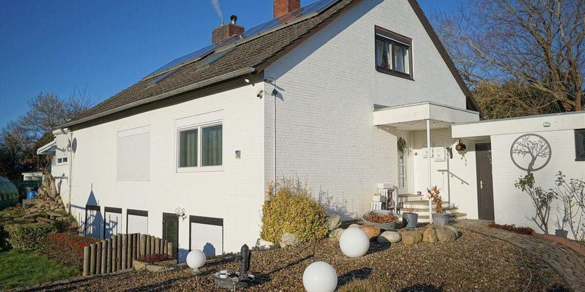 Volksbank Immobilien: Exklusives Wohnhaus mit Hallenschwimmbad und vielen Möglichkeiten zimmer