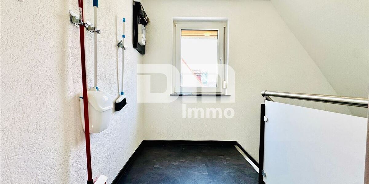 Modernisierte Doppelhaushälfte mit großem Grundstück und vielen Extras - Doppelhaushälfte Lohfelden | Angebot:27092543