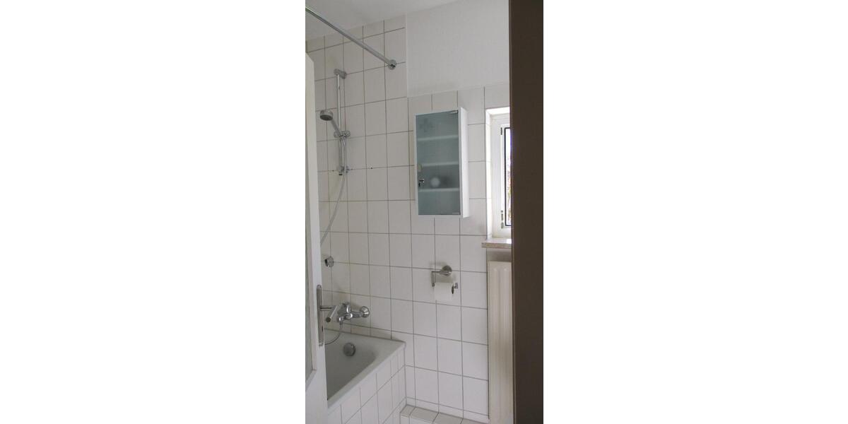 Degerloch 2,5 Zi. mit Küche, Balkon, Gäste-WC usw. provisionsfrei 2.5 zimmer