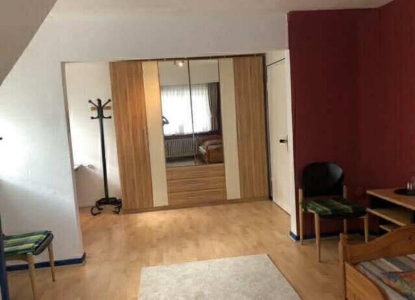 möbliertes Zimmer zu vermieten