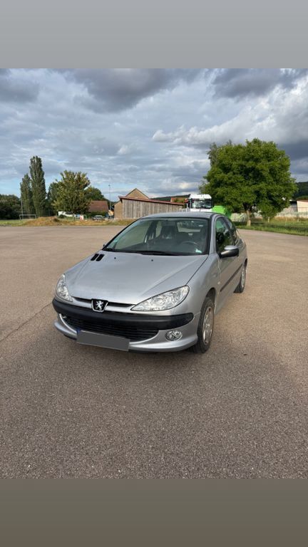 Peugeot 206 90.320 km 1.200 € Tauberrettersheim 97285