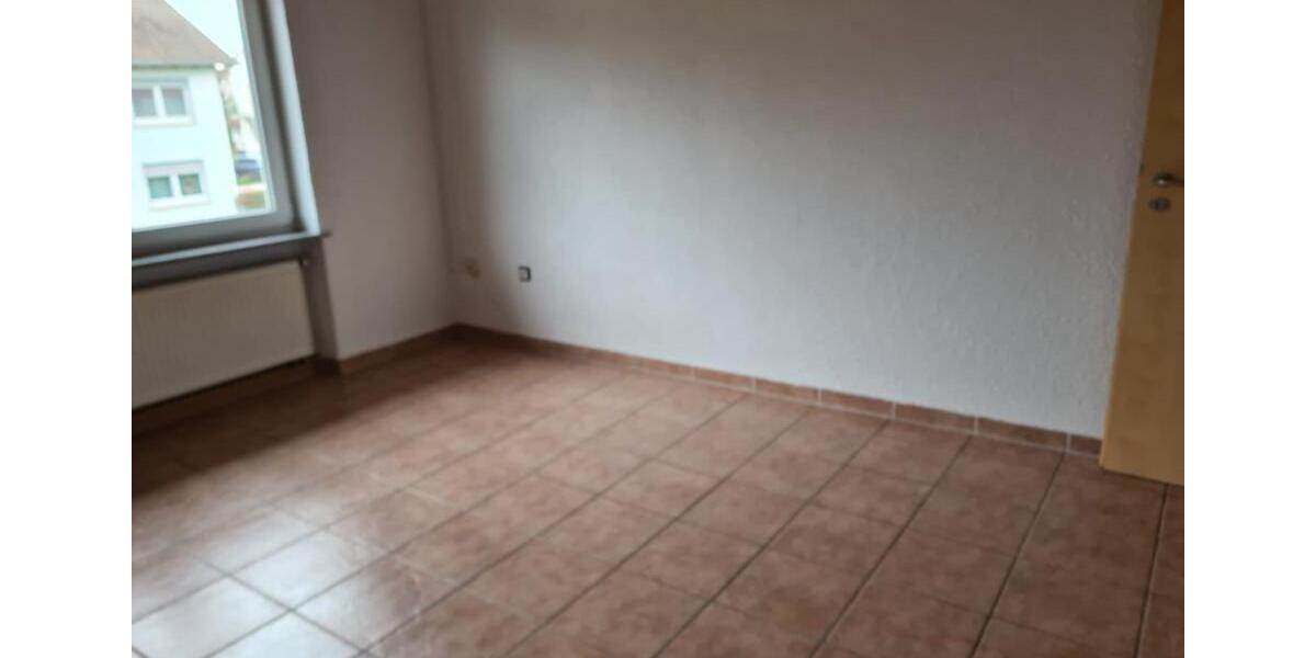 Etagenwohnung Ramstein-Miesenbach Miesenbach - 6 Zimmer, 190 m&sup2;, 1.700&euro; | Angebot:26222595