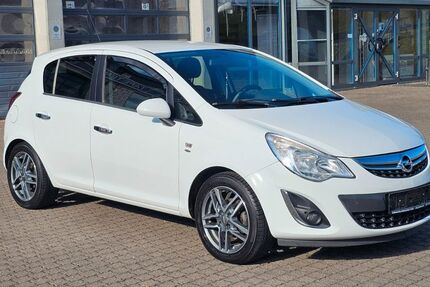 Opel Corsa 185.000 km 2.990 &euro; Fulda 36043