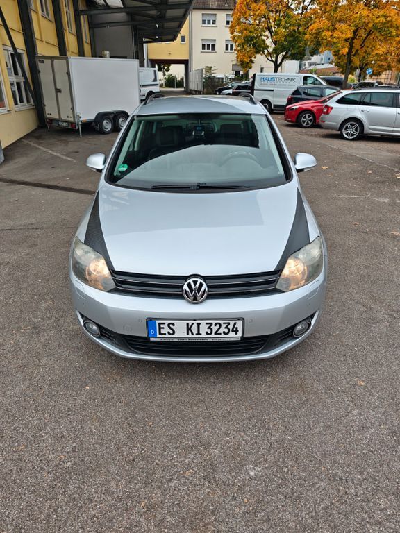 VW Golf Plus 201.587 km 4.400 € Esslingen 73730