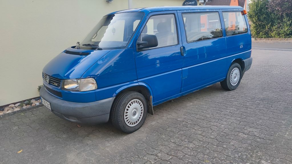 VW T4 Caravelle 127.000 km 7.999 &euro; Altendorf 96146