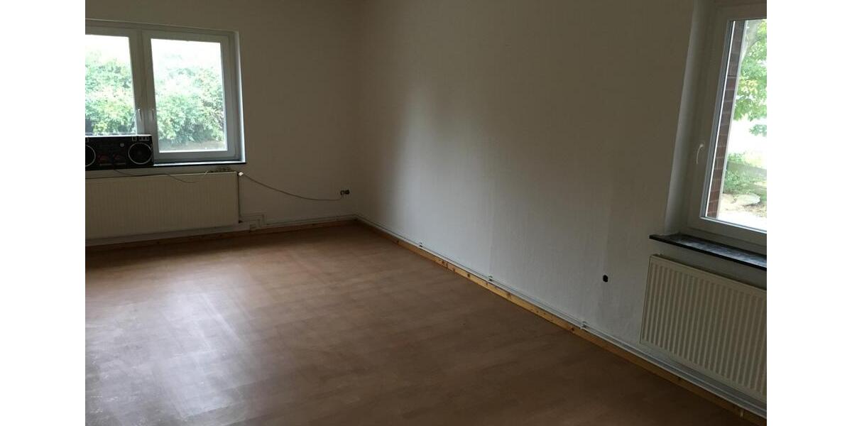 Einfamilienhaus Velpke - 8 Zimmer, 185 m&sup2;, 1.350&euro; | Angebot:26694275