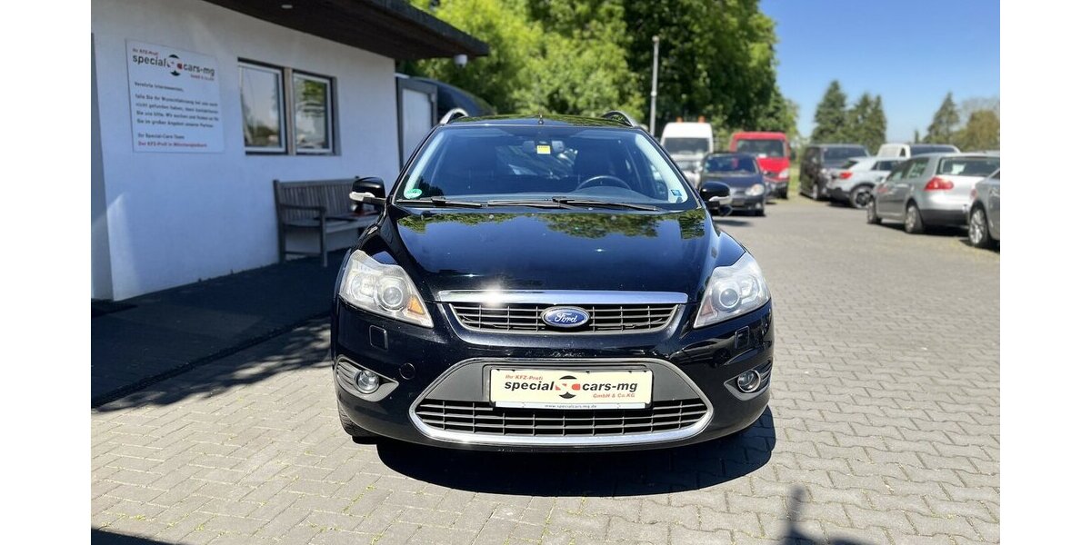 Ford Focus Titanium / LPG / Sitzheizung / Xenon / AHK 299.000 km 2.900 &euro; Mönchengladbach 41066