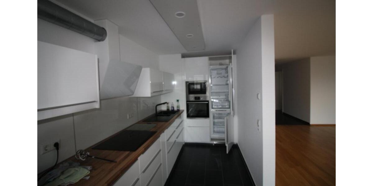 Hochparterre Radolfzell am Bodensee - 4 Zimmer, 104 m&sup2;, 1.400&euro; | Angebot:26341248