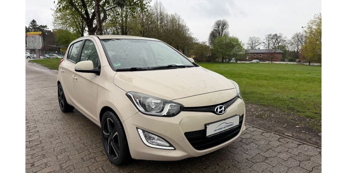 Hyundai i20 141.576 km 5.050 &euro; Buxtehude 21614