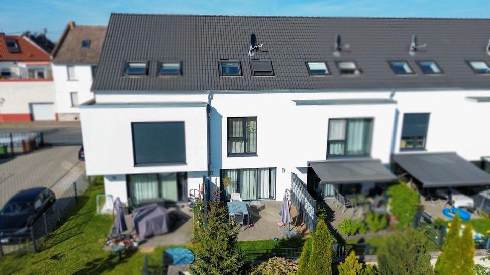 Reihenhaus Hattersheim am Main - 6 Zimmer, 146 m&sup2;, 689.000&euro; | Angebot:24619220