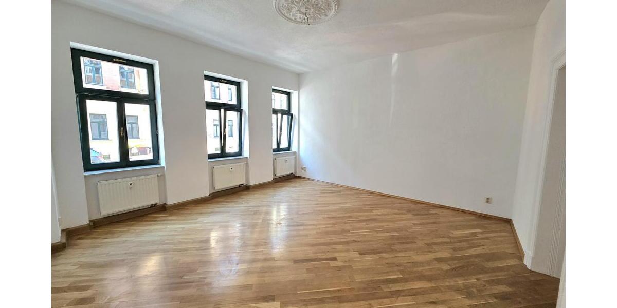 Großzügige 1-Zimmer-Wohnung mit Parkettfußboden und Tageslichtbad! - Erdgeschoßwohnung Leipzig Stötteritz | Angebot:25417118