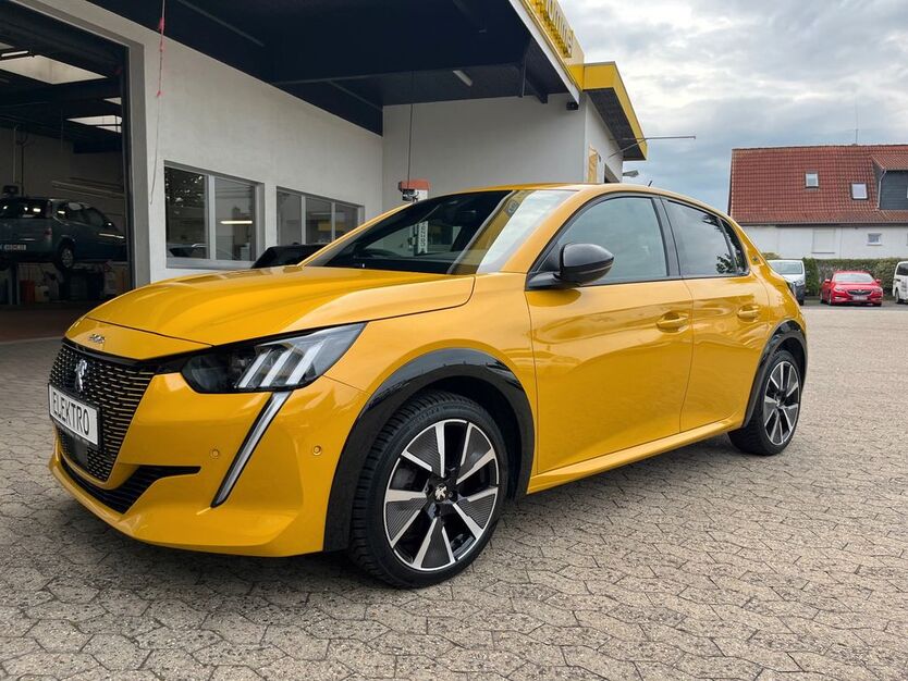 Peugeot 208 68.000 km 14.990 € Bad Wildungen 34537