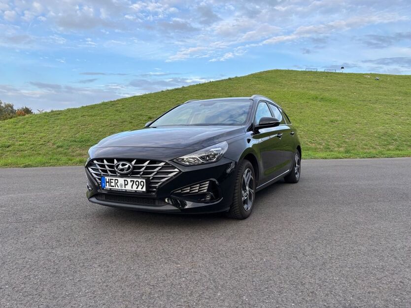 Hyundai i30 45.691 km 17.500 € Castrop-Rauxel 44577