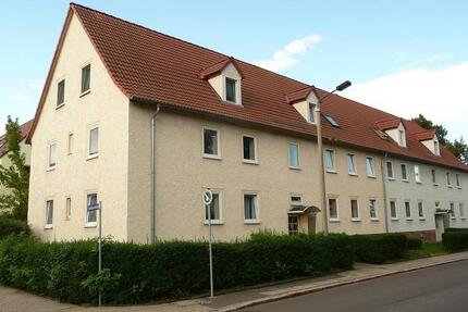 Wohnung Mücheln (Geiseltal) - 2 Zimmer, 47 m&sup2;, 300&euro; | Angebot:26659421