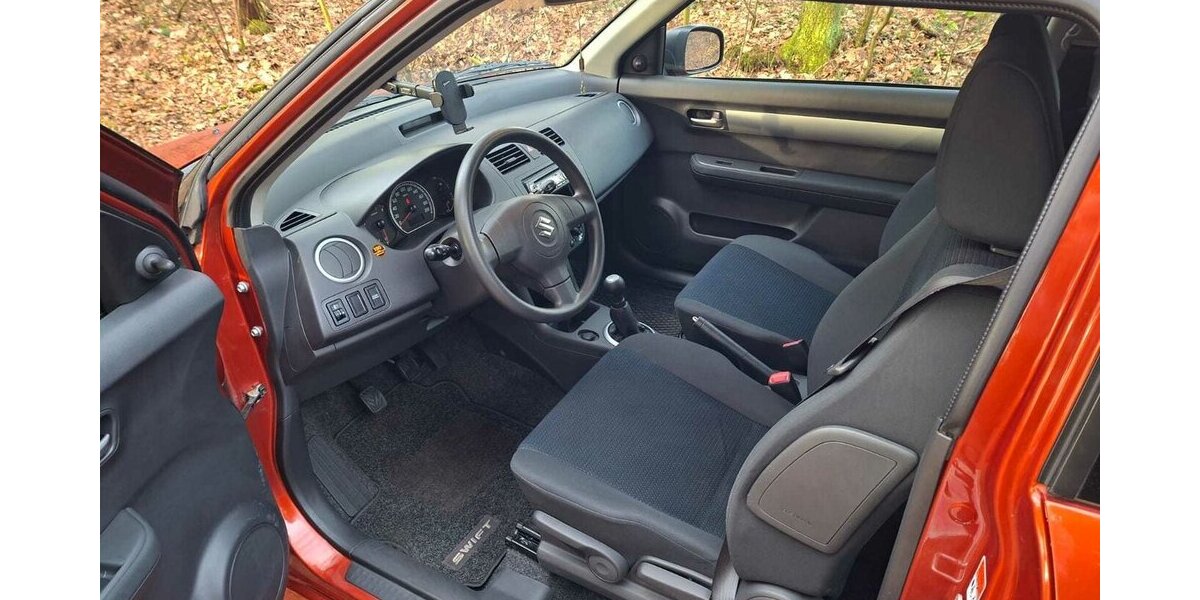 Suzuki Swift fast wie ein Ur-Mini in modern... 57.000 km 5.999 &euro; Hamburg 22339