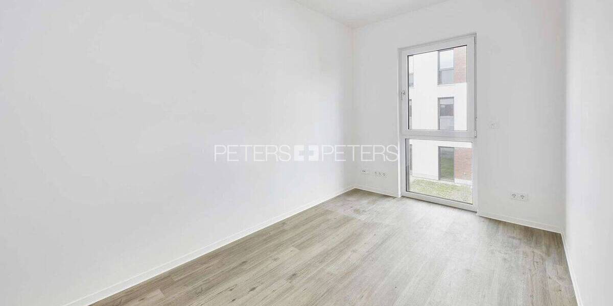 Etagenwohnung Schwerin Werdervorstadt - 5 Zimmer, 133 m&sup2;, 1.499&euro; | Angebot:26362601