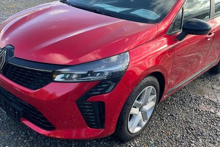 Renault Clio 10.261 km 15.850 € Haslach im Kinzigtal 77716