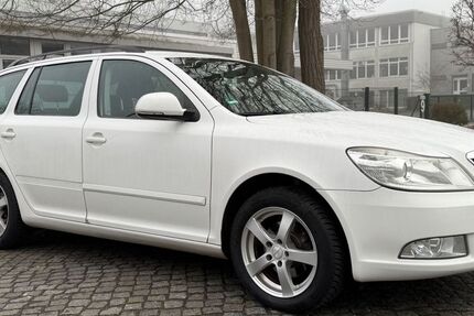Skoda Octavia 219.000 km 3.990 &euro; Bremen 28329