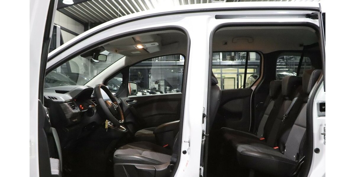 Renault Kangoo TCE 100 EDITION-ONE / LED / LEDER 50.000 km 17.444 &euro; Hamm 59077