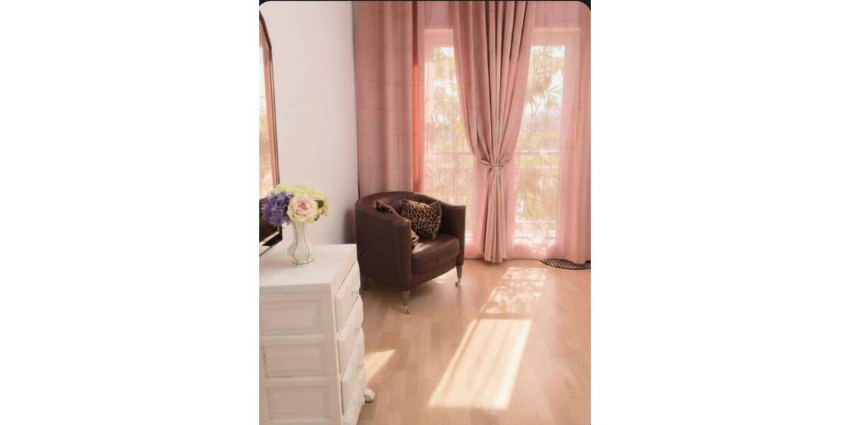 Etagenwohnung Wiesbaden Südost - 2 Zimmer, 91 m&sup2;, 1.390&euro; | Angebot:25760466