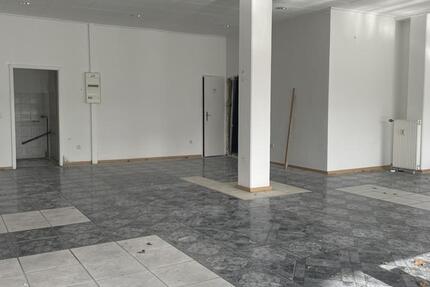 Gewerbeobjekt Kamp-Lintfort Lintfort - 830&euro; | Angebot:25974331