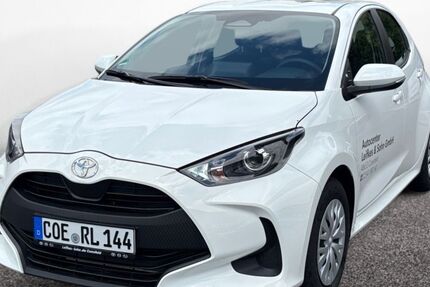 Toyota Yaris 5.500 km 21.490 &euro; Coesfeld 48653