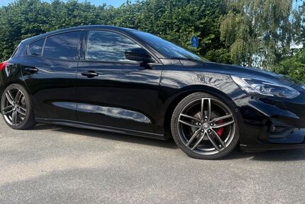 Ford Focus 92.000 km 15.199 &euro; Lüdersdorf 23923