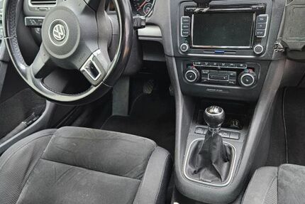 VW Golf 220.000 km 2.999 &euro; Viernheim 68519