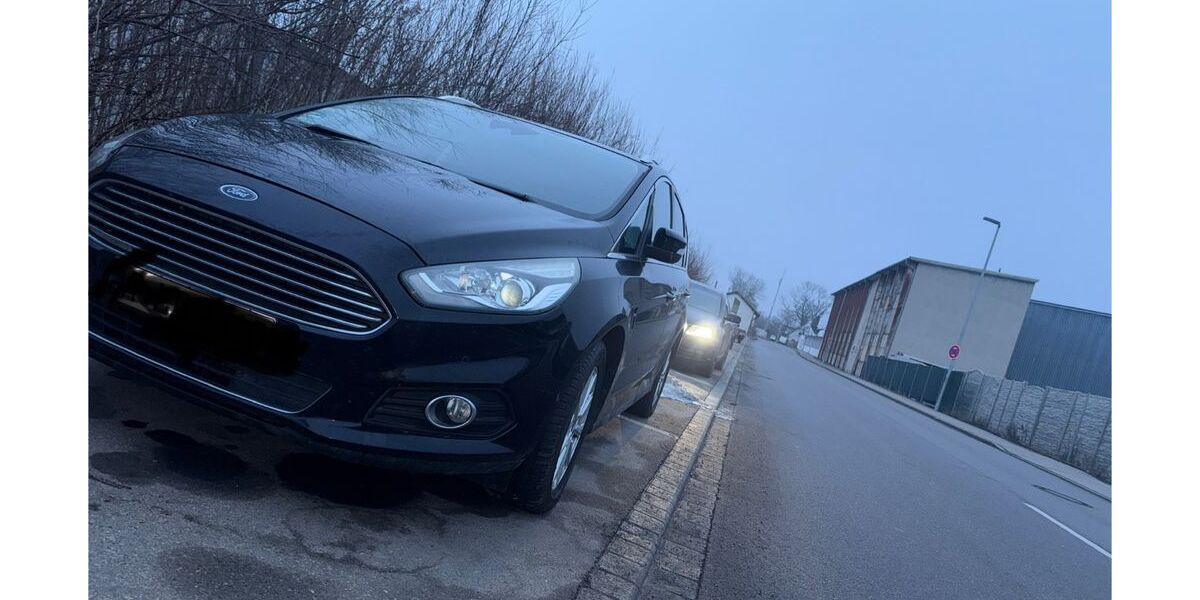 Ford S-Max 70.000 km 15.500 &euro; Langweid 86463