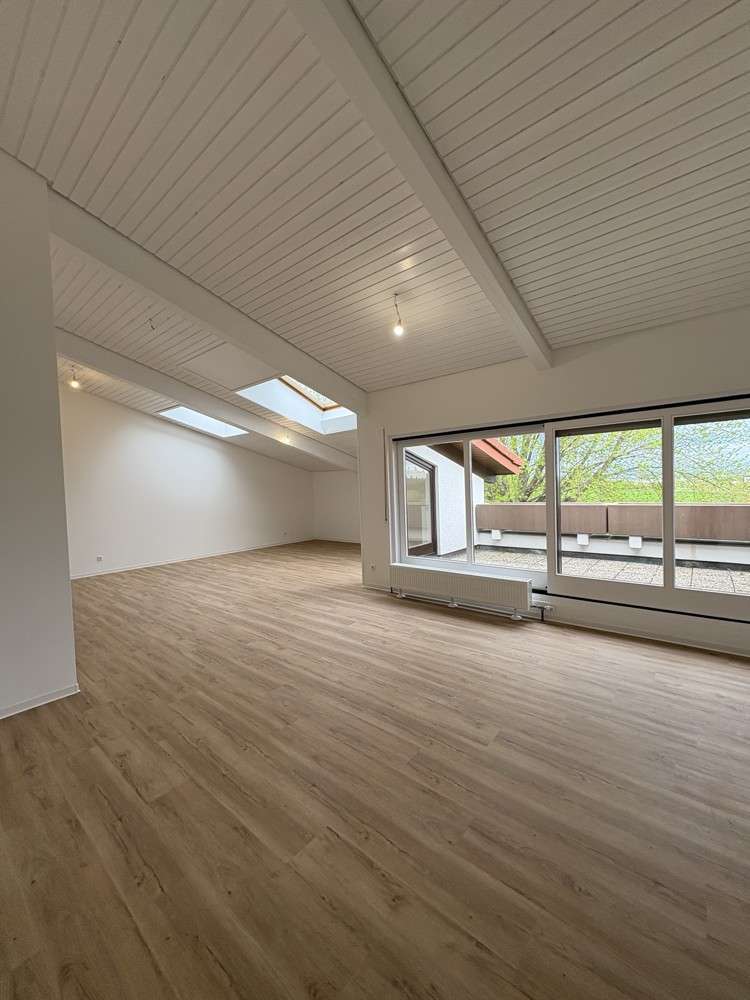 Wohnung zum Mieten in Bietigheim-Bissingen 1.900 € 160 m²