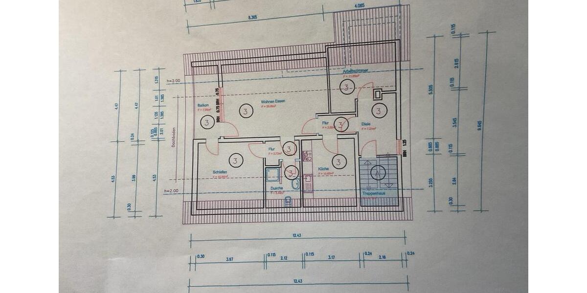 Helle Dachgeschoss Wohnung in Feldrandlage in Freigericht 3.5 zimmer