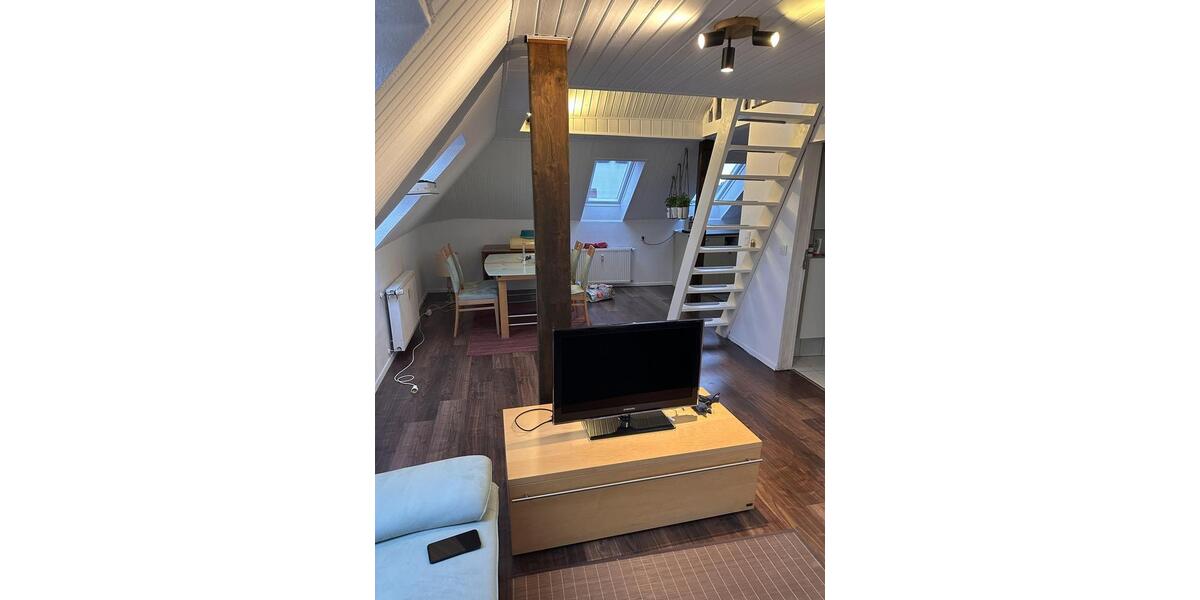 Dachgeschoßwohnung Bremen Neustadt - 1.5 Zimmer, 40 m&sup2;, 650&euro; | Angebot:25407607