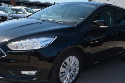Ford Focus 158.000 km 8.900 &euro; Cuxhaven 27472