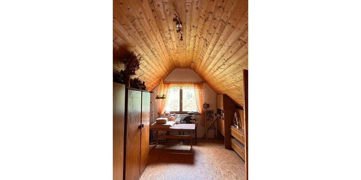 Mehrfamilienhaus, Wohnhaus Klingenthal - 9 Zimmer, 200 m&sup2;, 150.000&euro; | Angebot:27062184