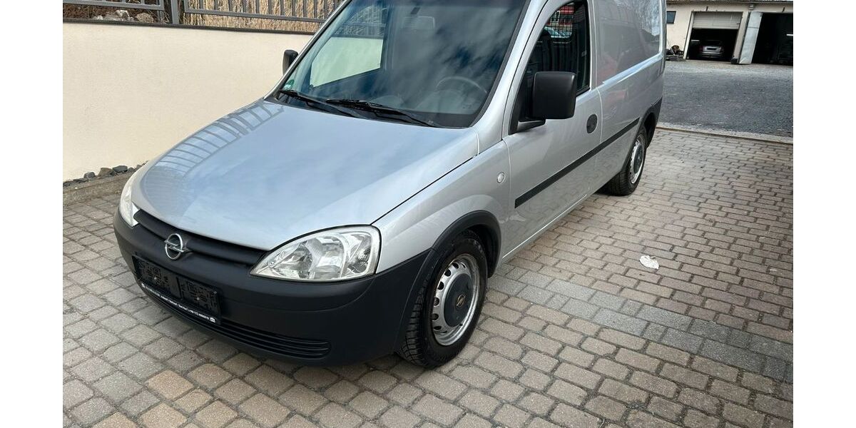Opel Combo 170.000 km 3.595 &euro; Coswig 01640