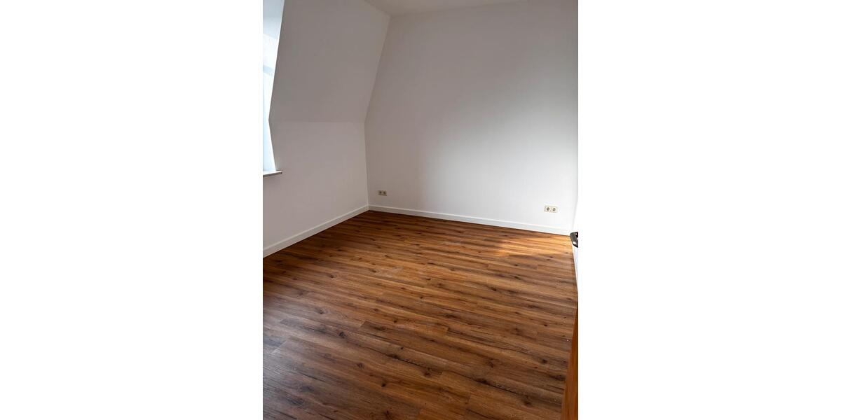 Dachgeschoßwohnung Dresden Cossebaude - 2 Zimmer, 46 m&sup2;, 450&euro; | Angebot:26302606
