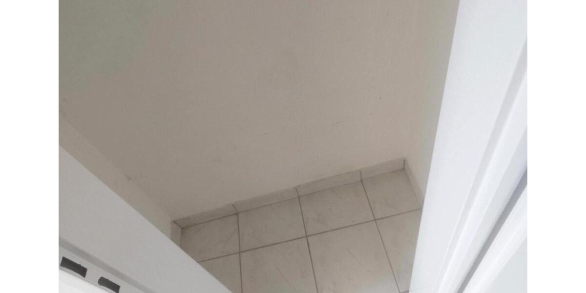 Etagenwohnung Reinfeld (Holstein) - 1 Zimmer, 33 m&sup2;, 80.000&euro; | Angebot:25918132