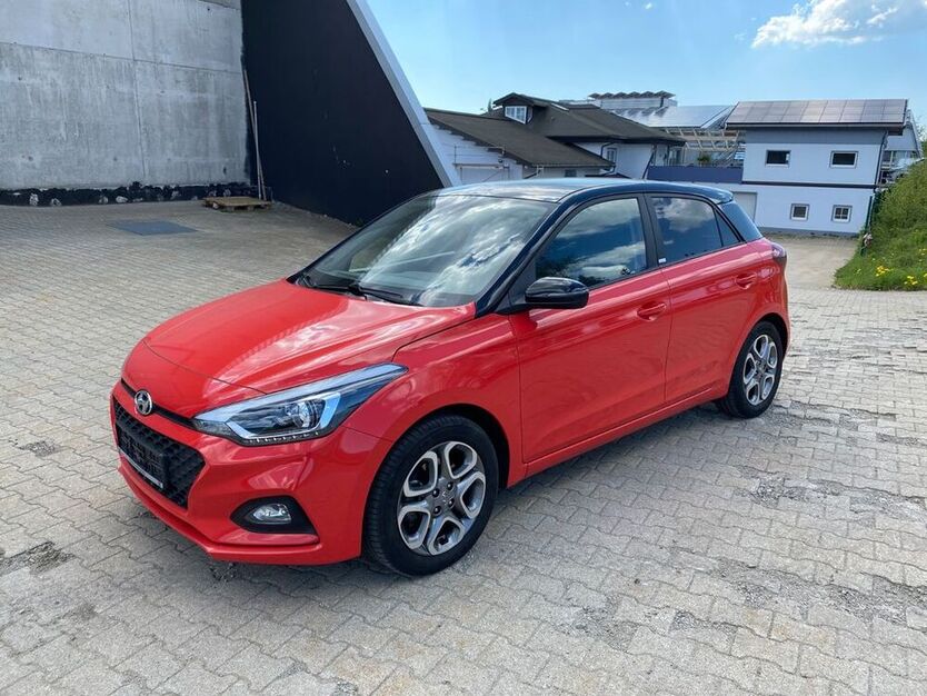 i20