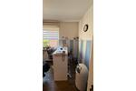 Helle 3 Zimmer-WohnungHaushälfte 1.OG zum 01.10.25 + Balkon