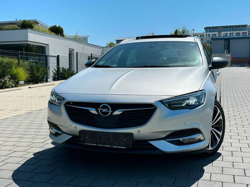 Opel Insignia 125.000 km 15.980 € Holzgerlingen 71088