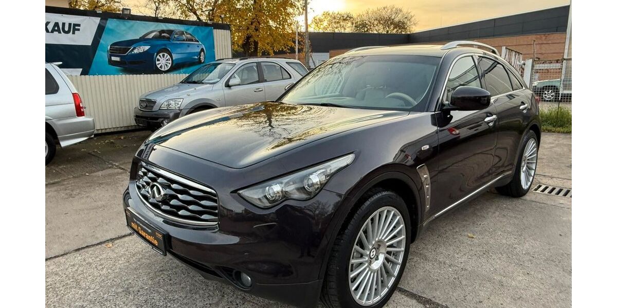 INFINITI FX 158.000 km 11.999 &euro; Berlin 13127