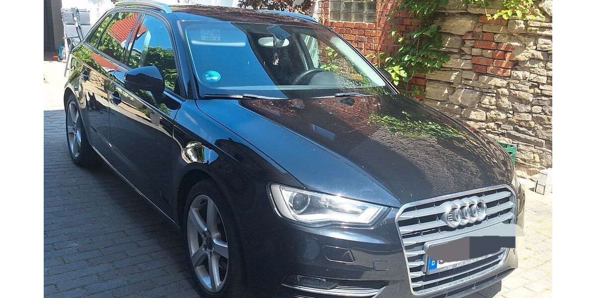 Audi A3 131.000 km 12.890 &euro; Oppurg 07381